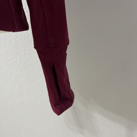 ATHLETA Tech Workout Jacket 1/2 Zip Pullover Berry Size Extra Small - Picture 3 of 9